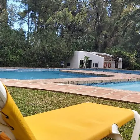 Del Parque Flats Le Village Golf