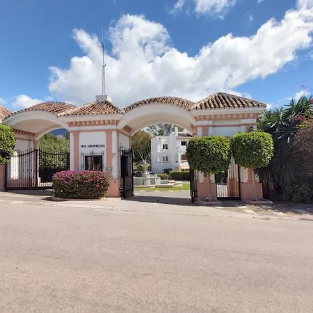 Del Parque Flats Le Village Golf * Marbella
