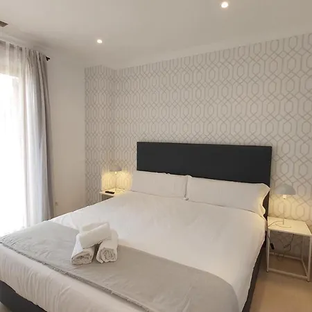 Del Parque Flats Le Village Golf * Marbella