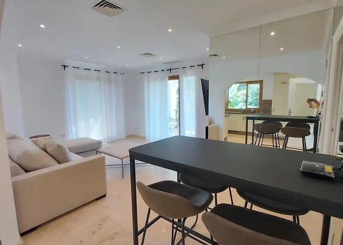 Del Parque Flats Le Village Golf Apartament